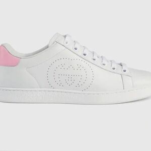 Gucci 
Ace  Sneakers  G Interlocking Logo